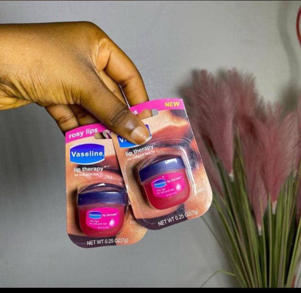 VASELINE LIP BALM
